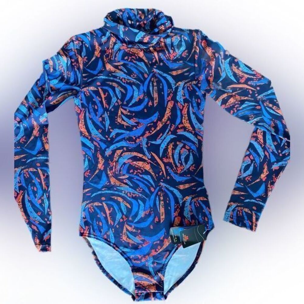 H2OFagerholt Jersey Top - S multi print , scandi top.  NWT